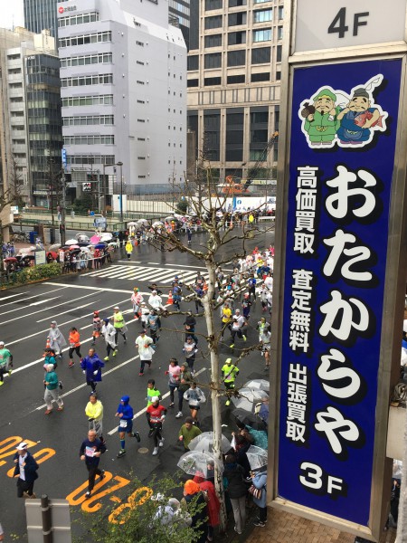 雨の東京マラソン